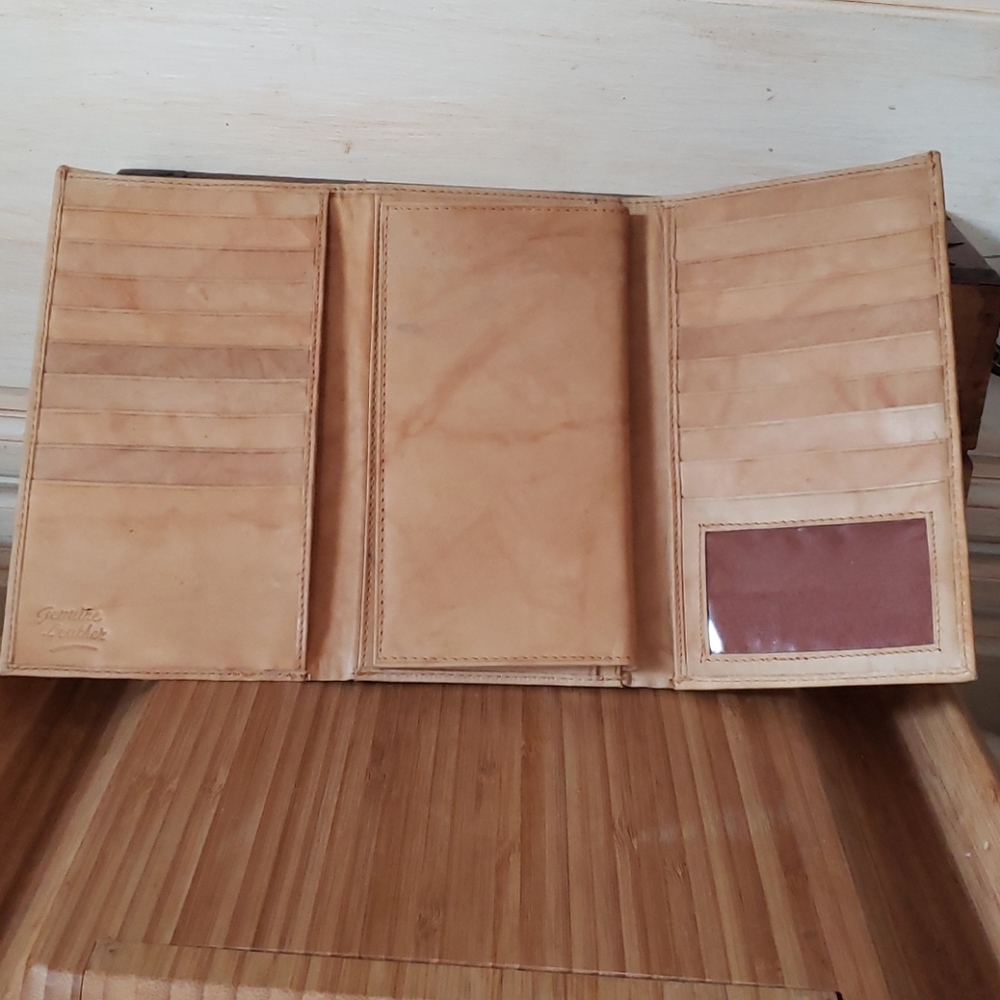 Leather Wallet - Picture 2 of 7